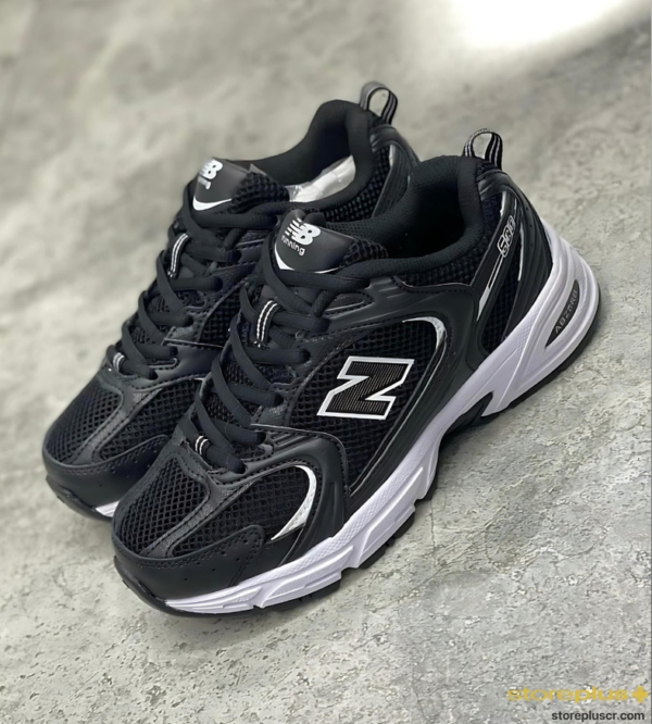 New Balance 530 B&W