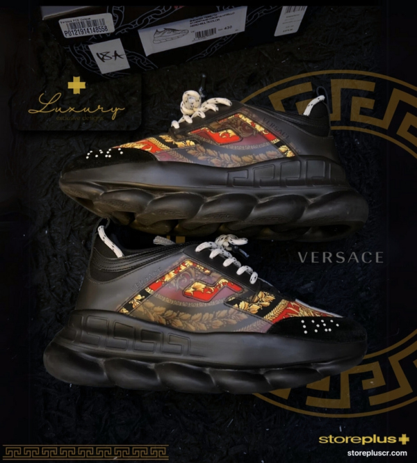 Versace Chain Reaction